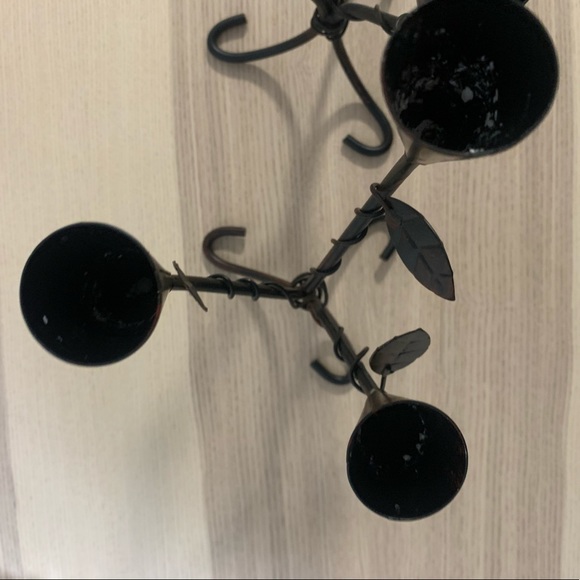 2 Vintage Lily like candle holders - Picture 3 of 7